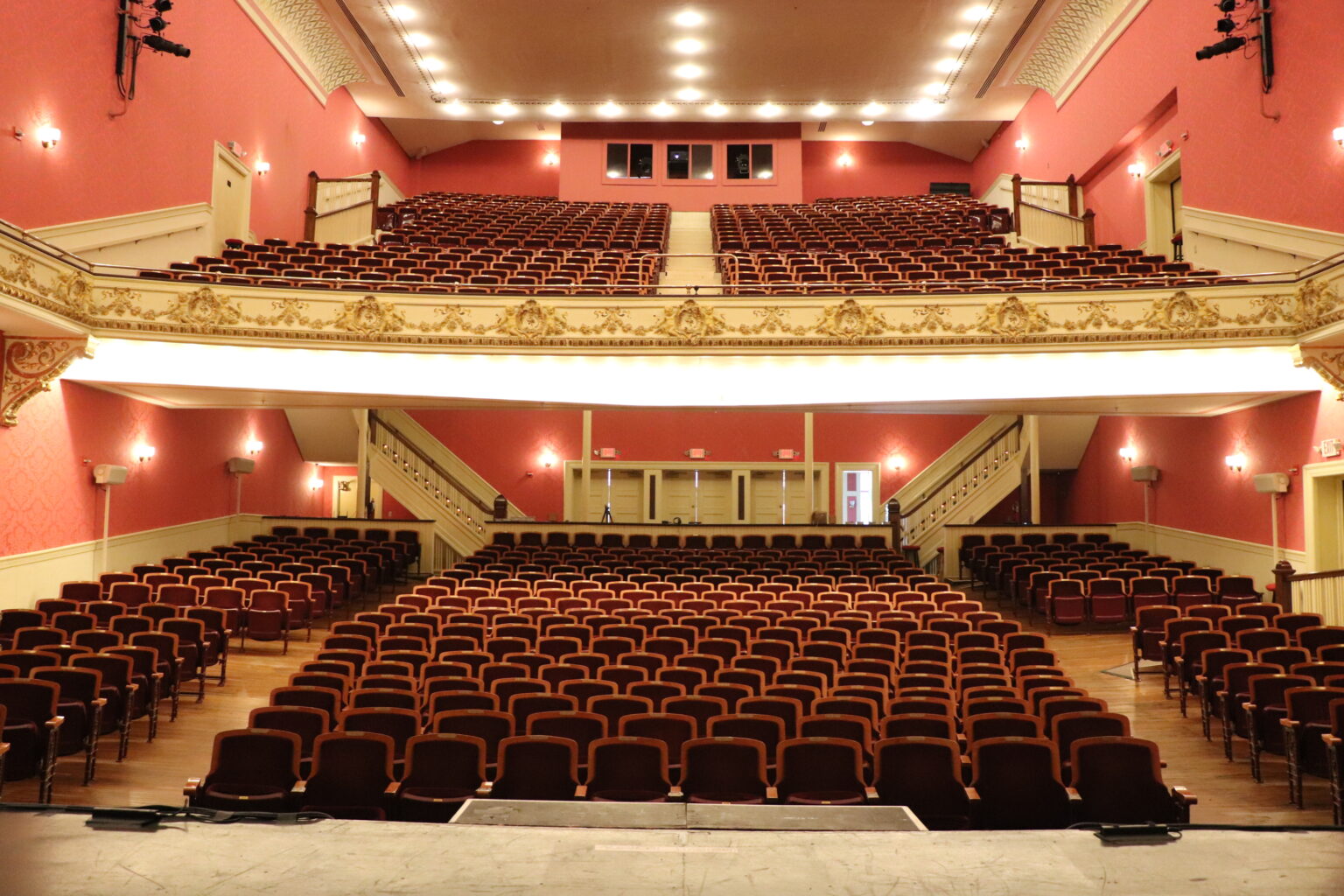 BEAUTY AND OPPORTUNITY IN RUTLAND, VERMONT